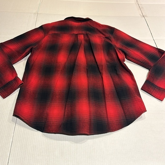 Woolrich plaid black and red button down t shirt w 2 front pockets 100% cotton - Picture 9 of 10